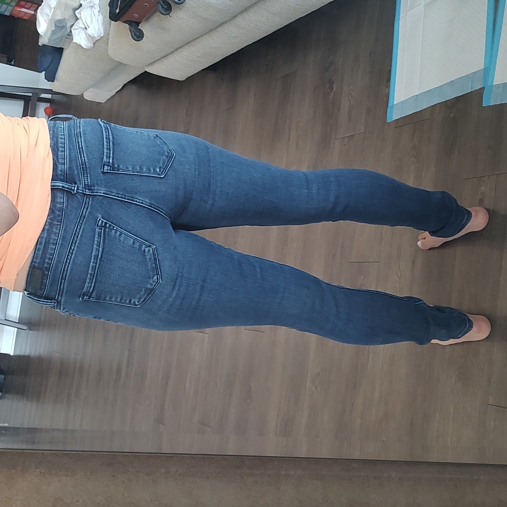 Skinny jeans